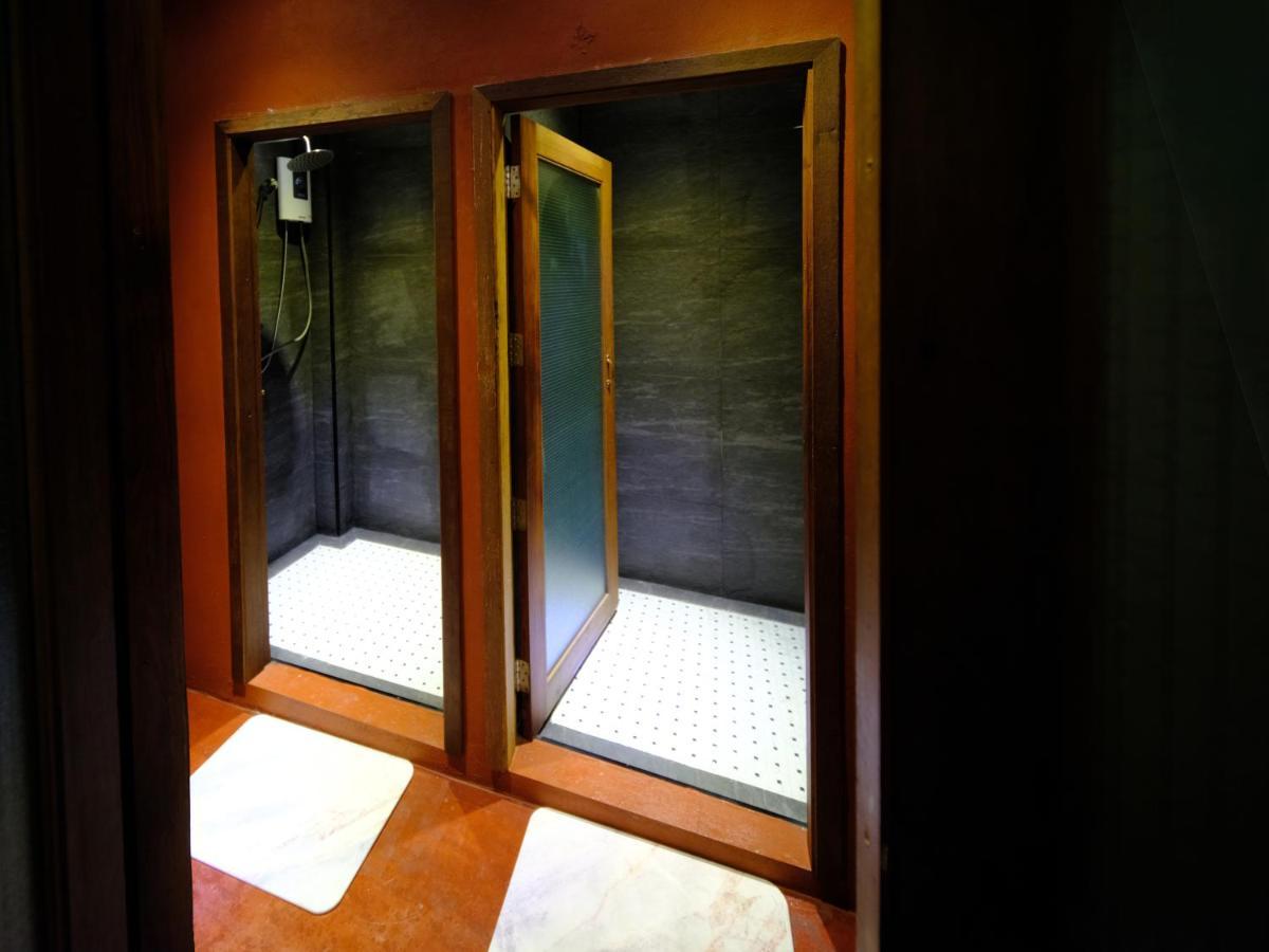 Rinvada House Villa Bangkok Bagian luar foto