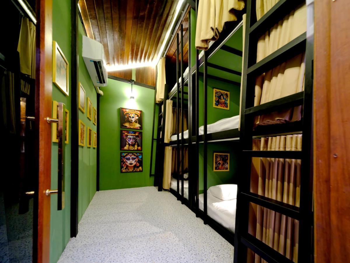 Rinvada House Villa Bangkok Bagian luar foto