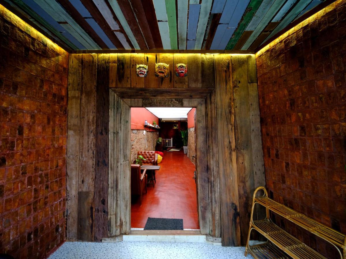 Rinvada House Villa Bangkok Bagian luar foto
